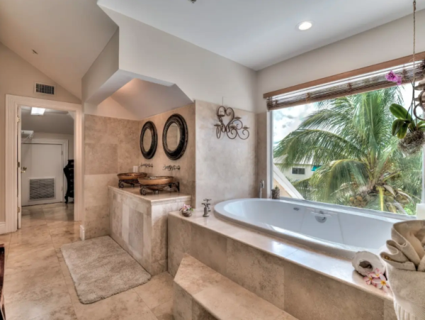 Luxurious Island Home Steps from the Beach - North Captiva Island Retreat